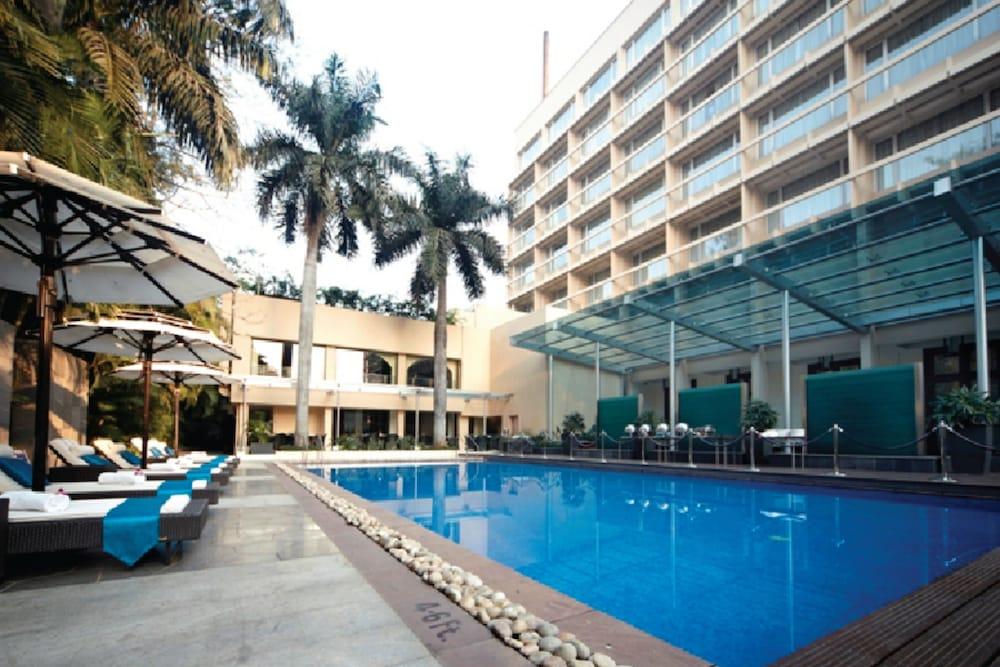 Blue Diamond Pune Ihcl Seleqtions Bagian luar foto